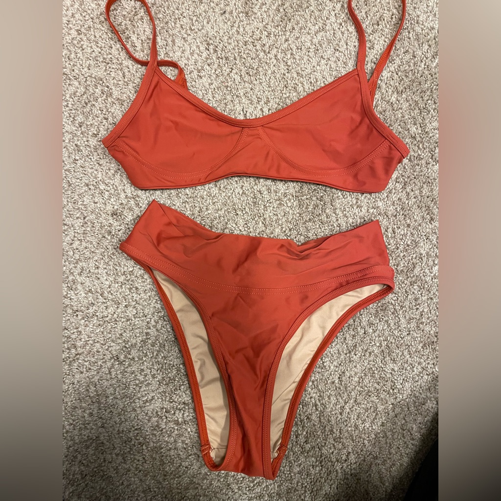 Gnash Bikini